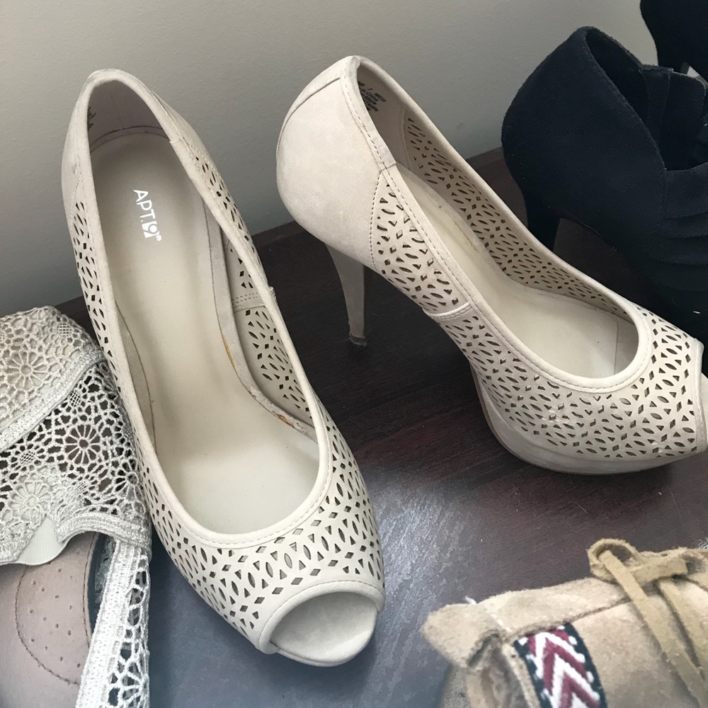 Taupe heels